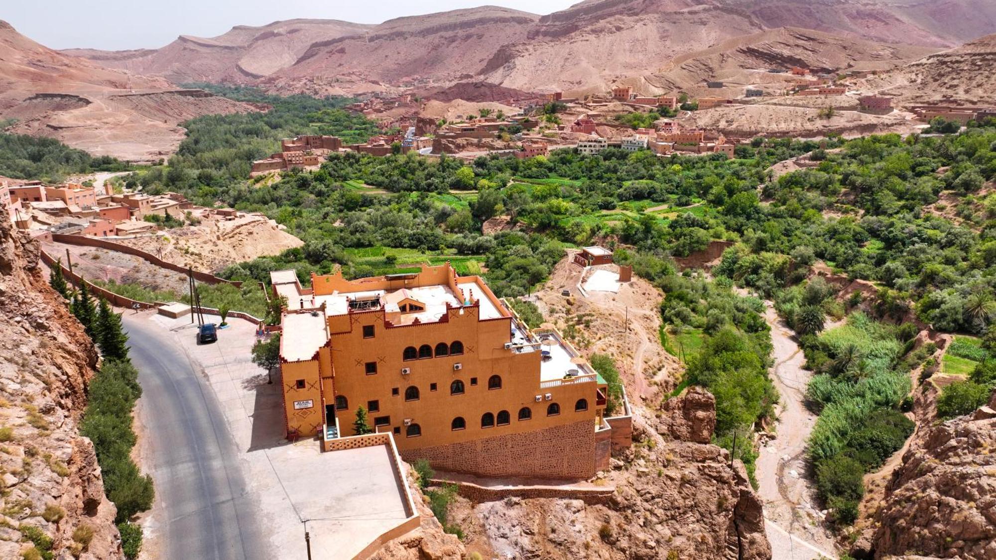 לינה וארוחת בוקר Aït Ben Ali Dar Essyaha מראה חיצוני תמונה
